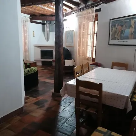 Casa Rural Callejon Del Palacio Munoveros Exterior photo
