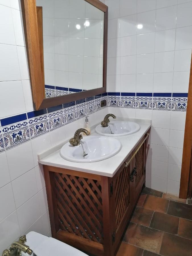 Callejon Del Palacio Munoveros